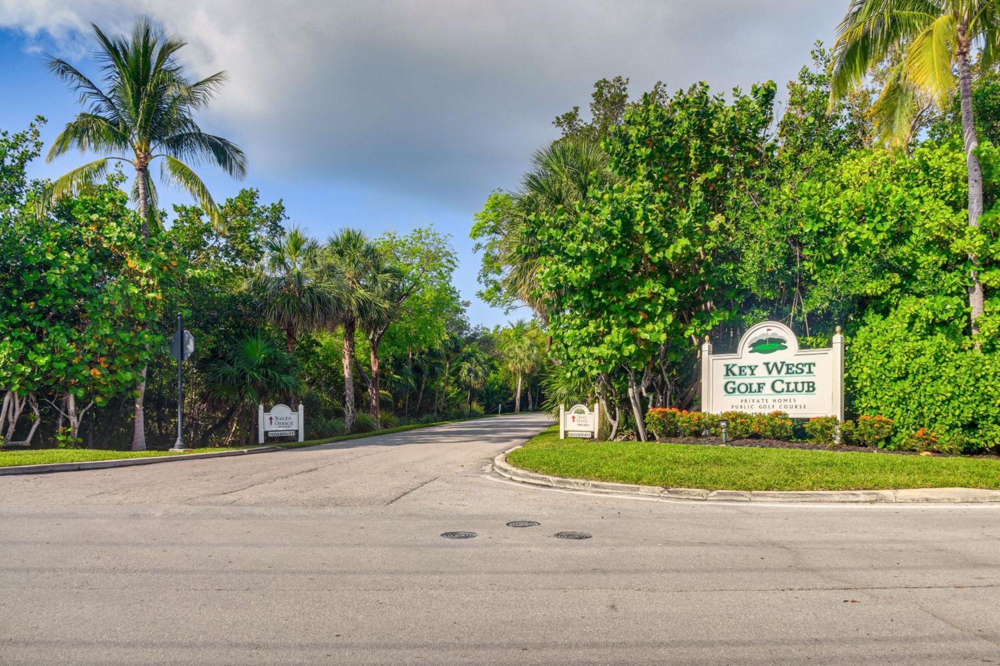 Key West Home On Golf Course With Patio And Grill! Exterior photo