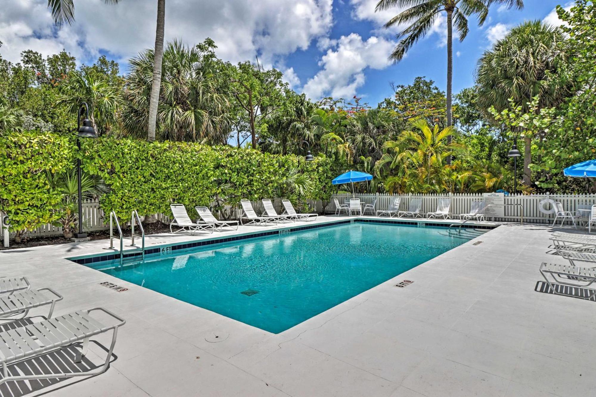 Key West Home On Golf Course With Patio And Grill! Exterior photo